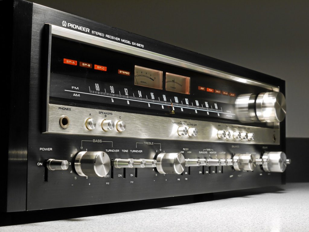 Натиснете снимката за да я уголемите

Име:Pioneer SX 5570 Stereo Receiver.jpg
Прегледи:1
Размер:112.7 КБ
ID:5966874
