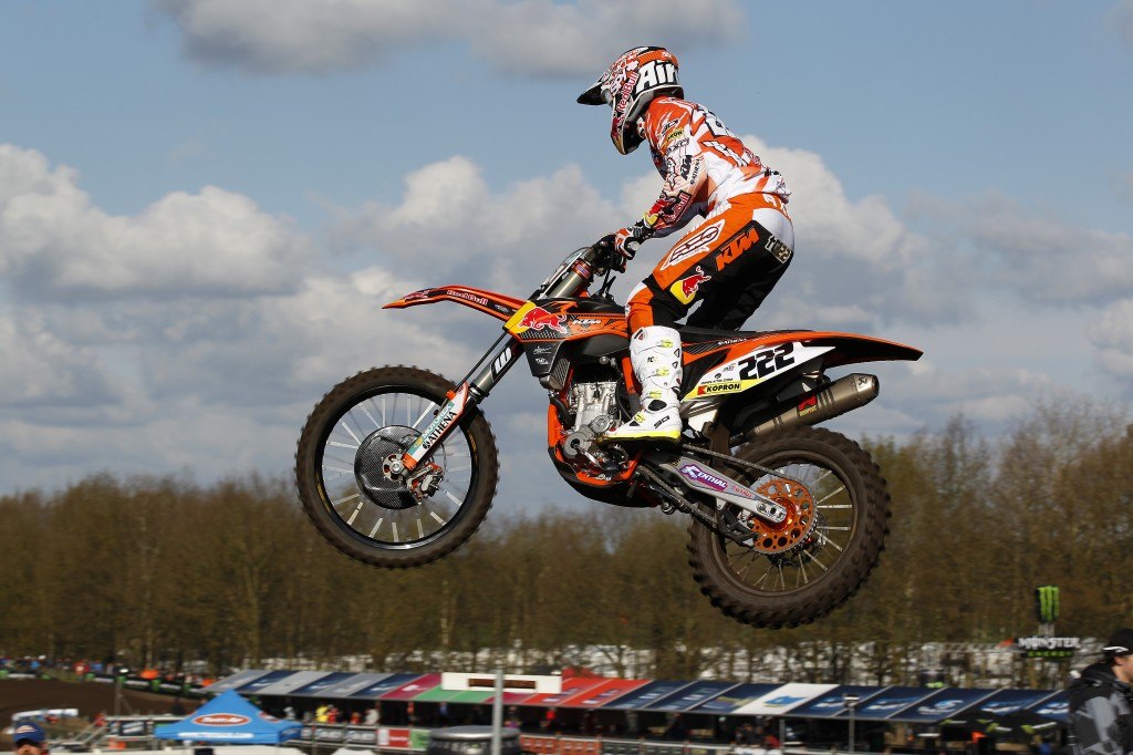 Натиснете снимката за да я уголемите

Име:big_1_round_motocross_2012_02.jpg
Прегледи:1
Размер:134.7 КБ
ID:5363672
