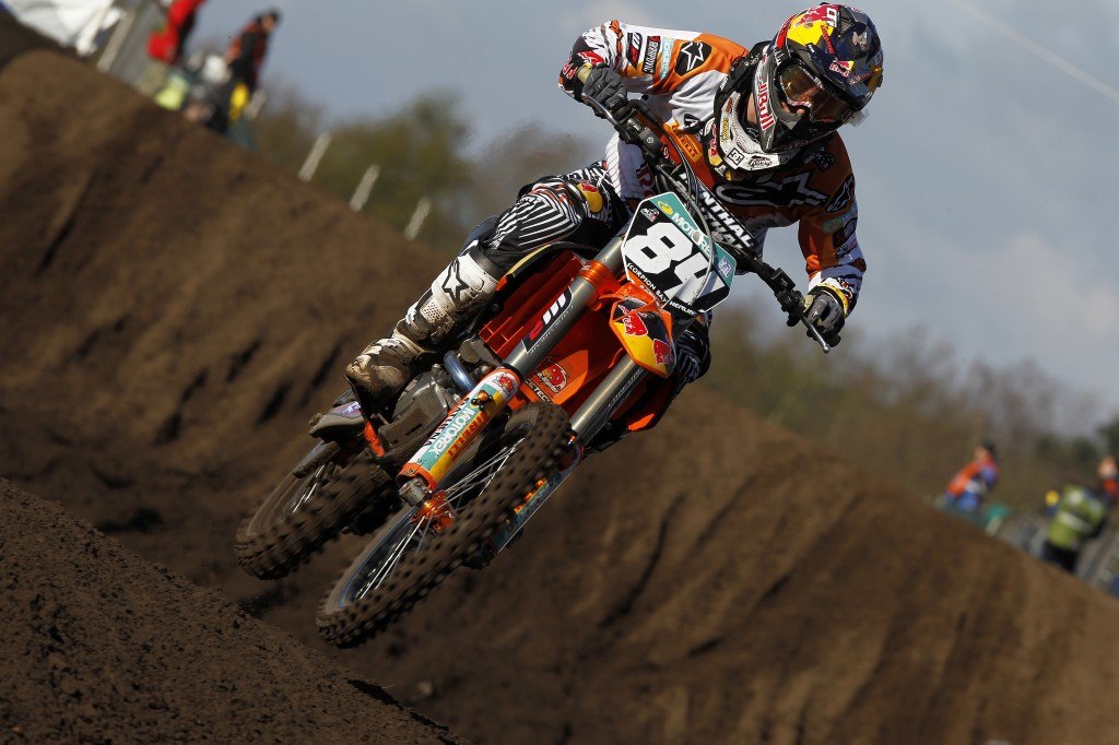 Натиснете снимката за да я уголемите

Име:big_1_round_motocross_2012_19.jpg
Прегледи:1
Размер:129.4 КБ
ID:5363680