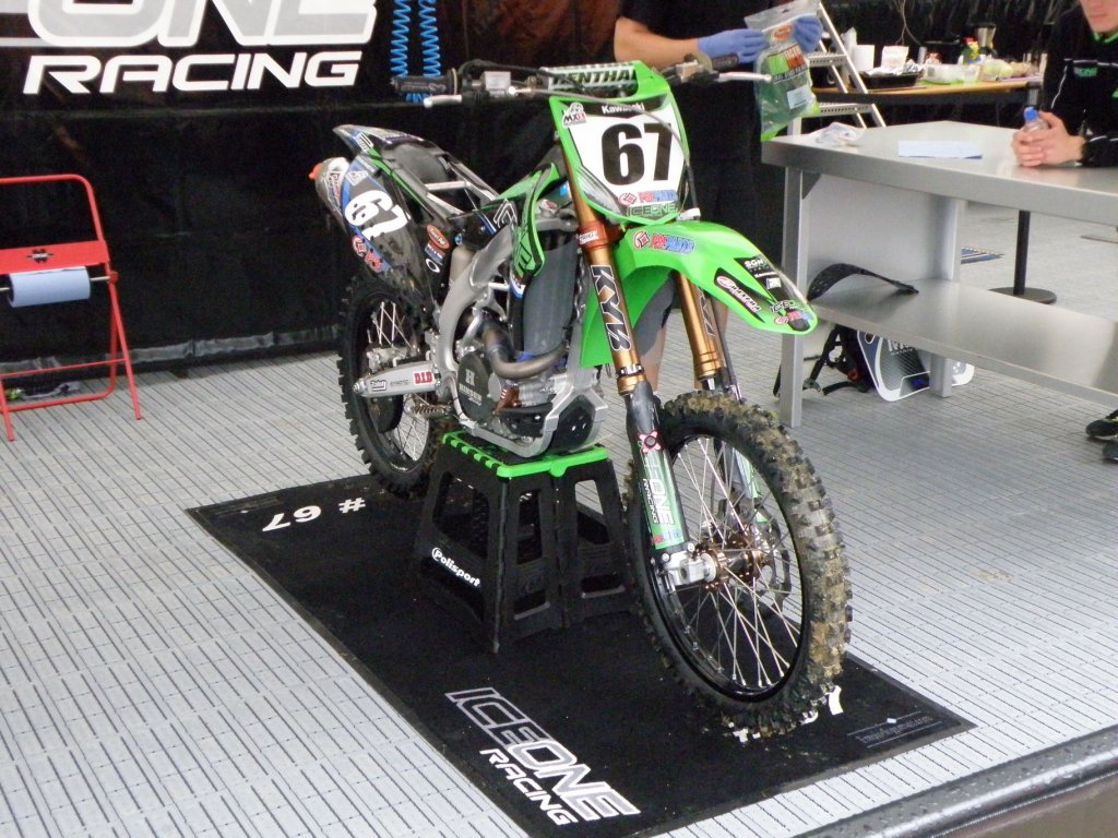 Натиснете снимката за да я уголемите

Име:P4214872.jpg
Прегледи:1
Размер:196.0 КБ
ID:5367388