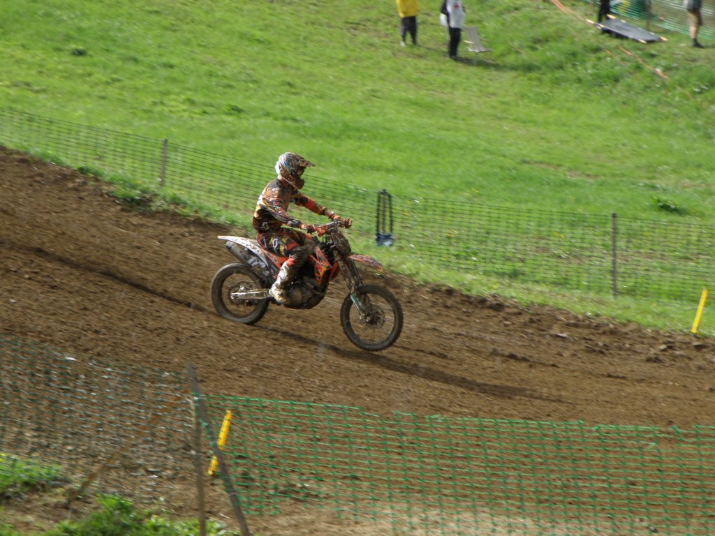 Натиснете снимката за да я уголемите

Име:P4214893.jpg
Прегледи:1
Размер:177.5 КБ
ID:5367401