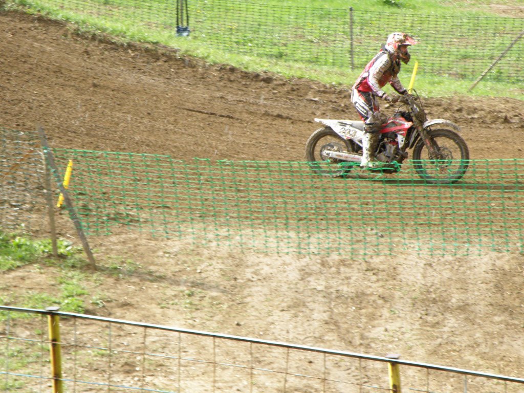 Натиснете снимката за да я уголемите

Име:P4214895.jpg
Прегледи:1
Размер:205.9 КБ
ID:5367403