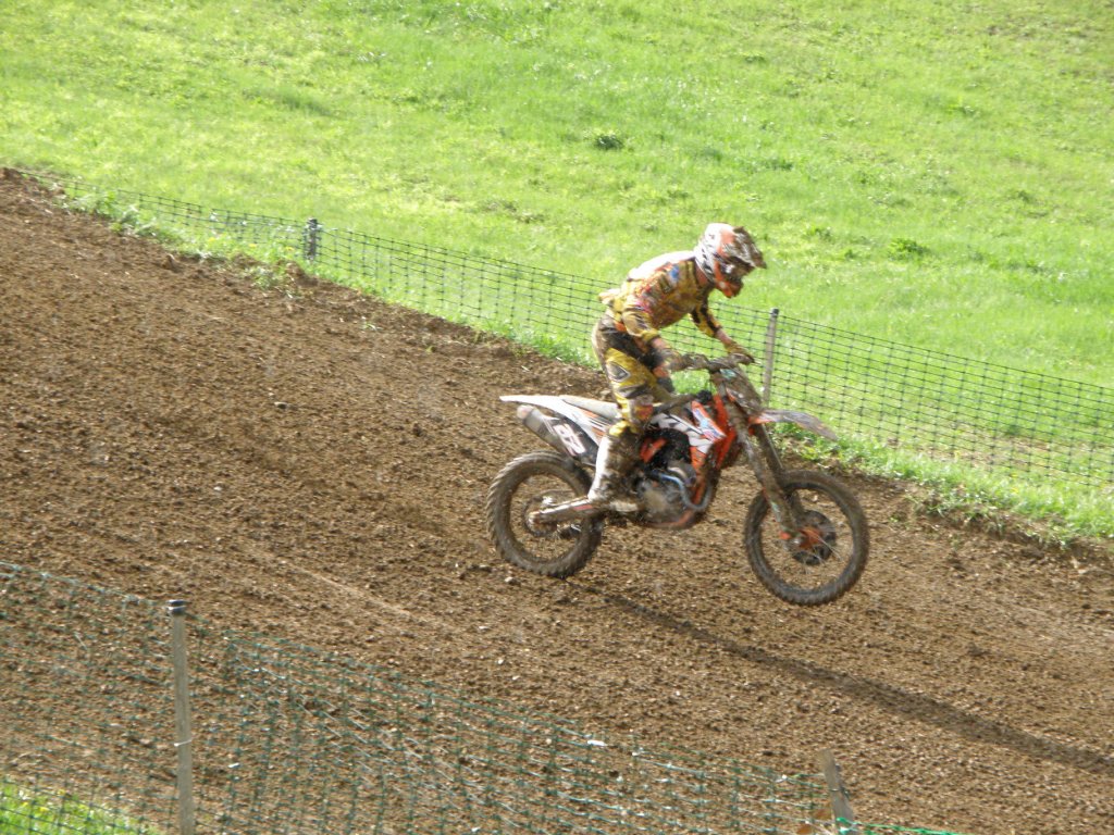 Натиснете снимката за да я уголемите

Име:P4214900.jpg
Прегледи:1
Размер:234.6 КБ
ID:5367407