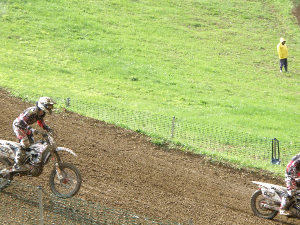 Натиснете снимката за да я уголемите

Име:P4214902.jpg
Прегледи:1
Размер:216.2 КБ
ID:5367409