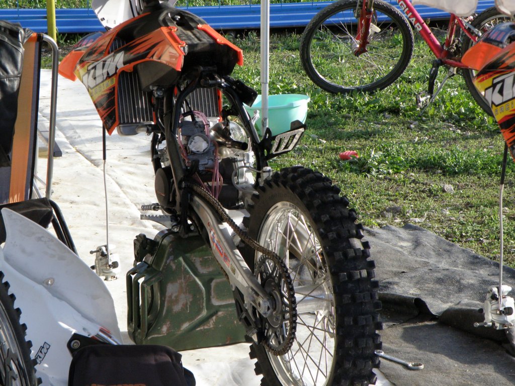 Натиснете снимката за да я уголемите

Име:P4214938.jpg
Прегледи:1
Размер:224.2 КБ
ID:5367434