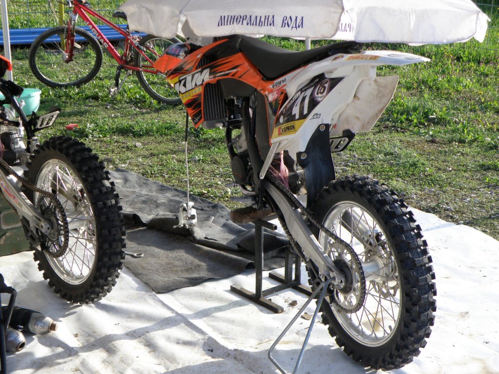 Натиснете снимката за да я уголемите

Име:P4214940.jpg
Прегледи:1
Размер:232.5 КБ
ID:5367436