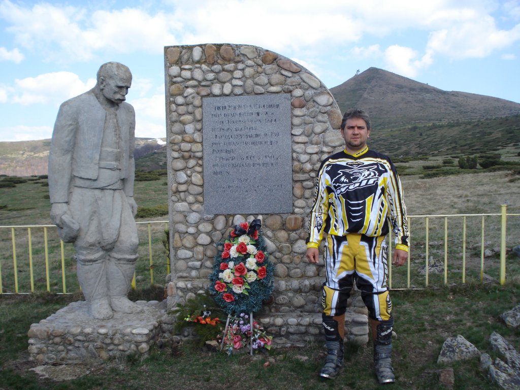 Натиснете снимката за да я уголемите

Име:DSC03464.jpg
Прегледи:1
Размер:180.8 КБ
ID:5370464