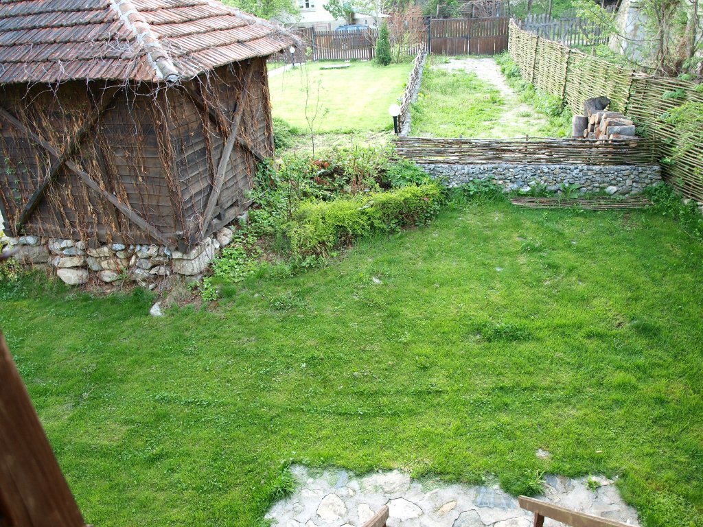 Натиснете снимката за да я уголемите

Име:P4301757.jpg
Прегледи:1
Размер:319.9 КБ
ID:5372441