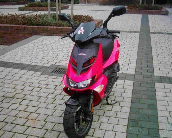 Натиснете снимката за да я уголемите

Име:aprilia sr 50.jpg
Прегледи:1
Размер:62.9 КБ
ID:5372489