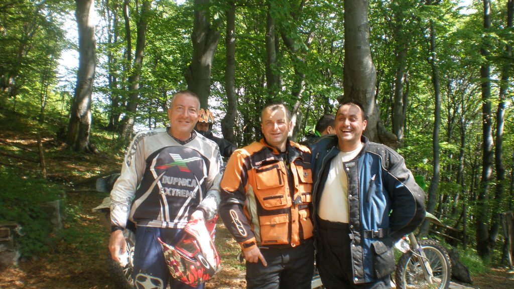 Натиснете снимката за да я уголемите

Име:P5202509.jpg
Прегледи:2
Размер:185.8 КБ
ID:5376217