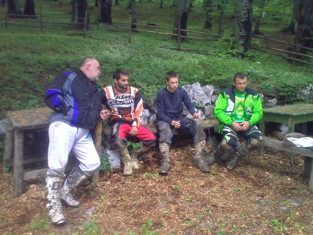 Натиснете снимката за да я уголемите

Име:200520121242.jpg
Прегледи:1
Размер:203.1 КБ
ID:5376370