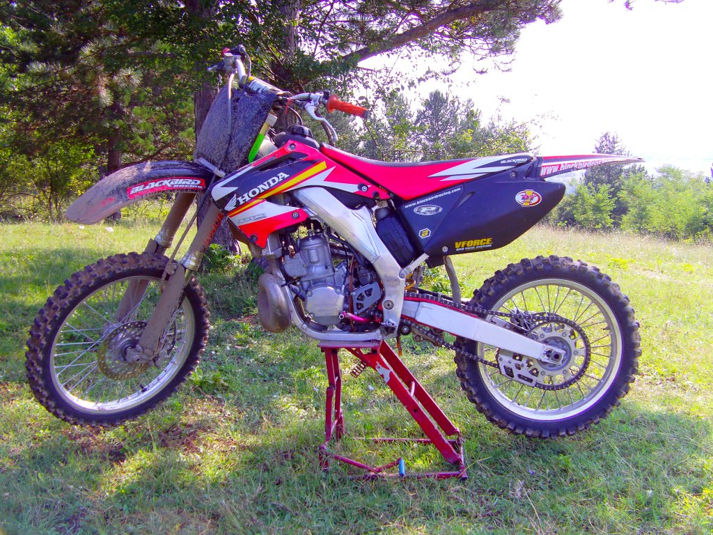 Натиснете снимката за да я уголемите

Име:IMAG0128.jpg
Прегледи:2
Размер:292.9 КБ
ID:5419009