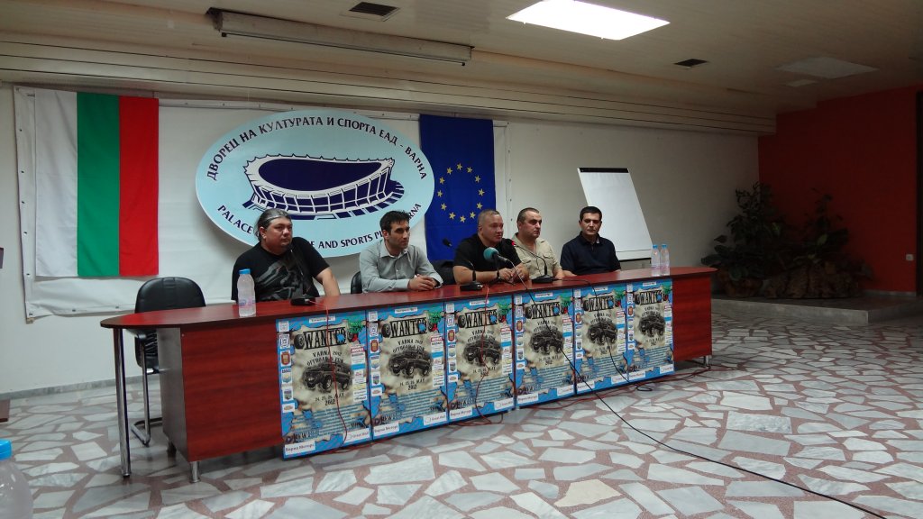 Натиснете снимката за да я уголемите

Име:DSC00276.jpg
Прегледи:1
Размер:120.2 КБ
ID:5379863