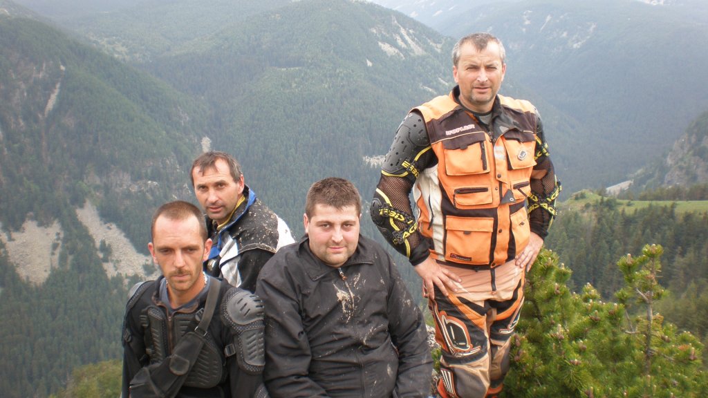 Натиснете снимката за да я уголемите

Име:P6102794.jpg
Прегледи:1
Размер:118.5 КБ
ID:5383018
