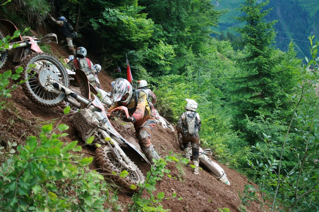 Натиснете снимката за да я уголемите

Име:red-bull-hare-scramble-enduro-cemetery.jpg
Прегледи:1
Размер:236.1 КБ
ID:5383497