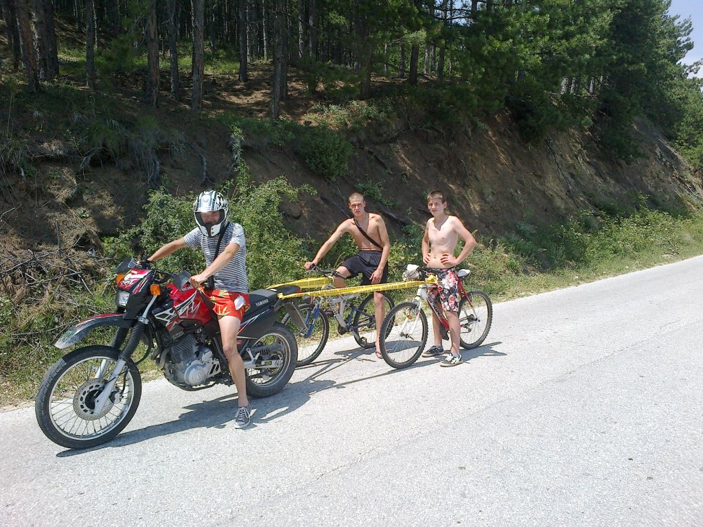 Натиснете снимката за да я уголемите

Име:2012-06-23-324.jpg
Прегледи:1
Размер:262.9 КБ
ID:5386280