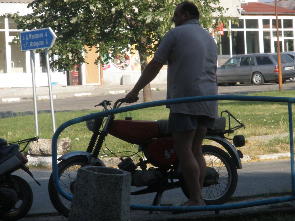 Натиснете снимката за да я уголемите

Име:P6240003.jpg
Прегледи:1
Размер:154.5 КБ
ID:5386503