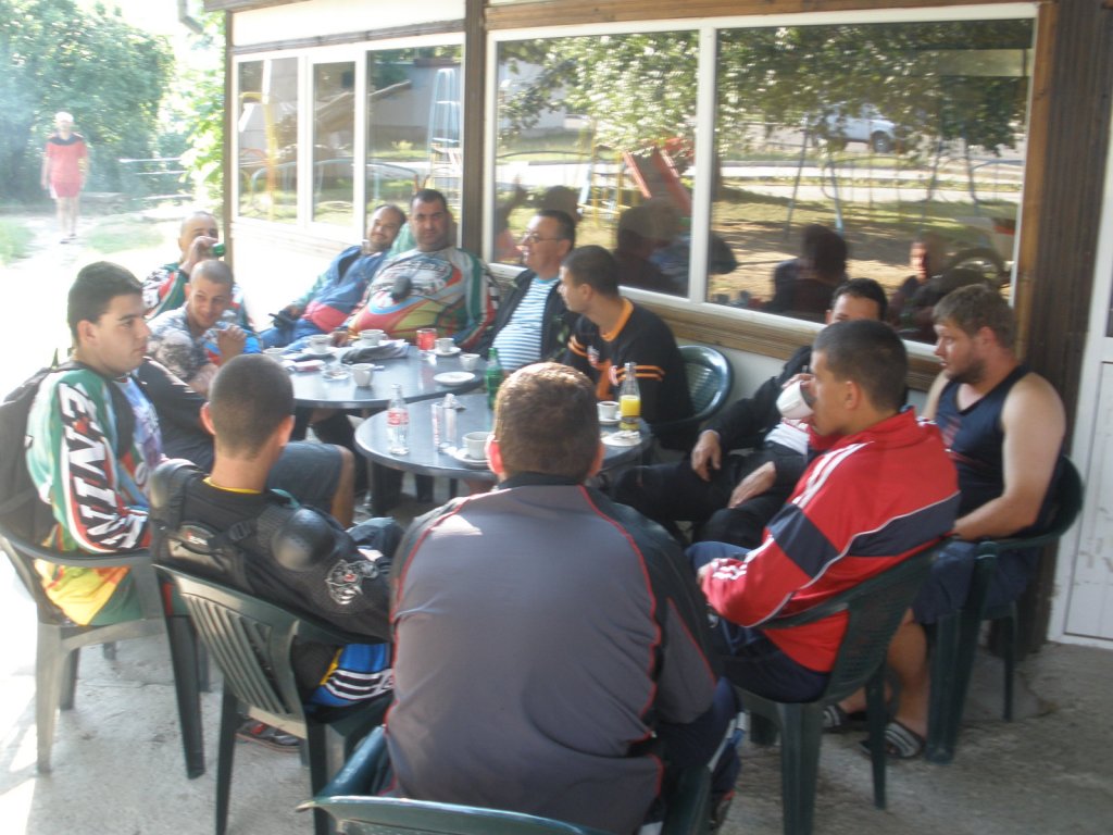 Натиснете снимката за да я уголемите

Име:P6240004.jpg
Прегледи:1
Размер:141.8 КБ
ID:5386504