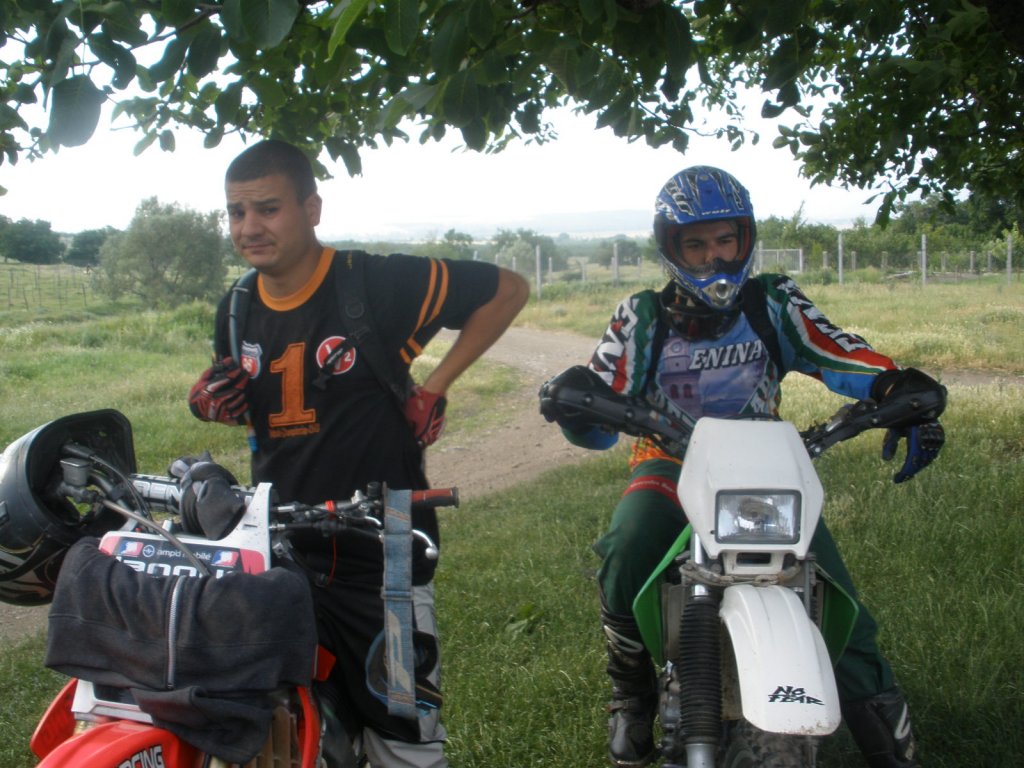 Натиснете снимката за да я уголемите

Име:P6240006.jpg
Прегледи:1
Размер:157.8 КБ
ID:5386505