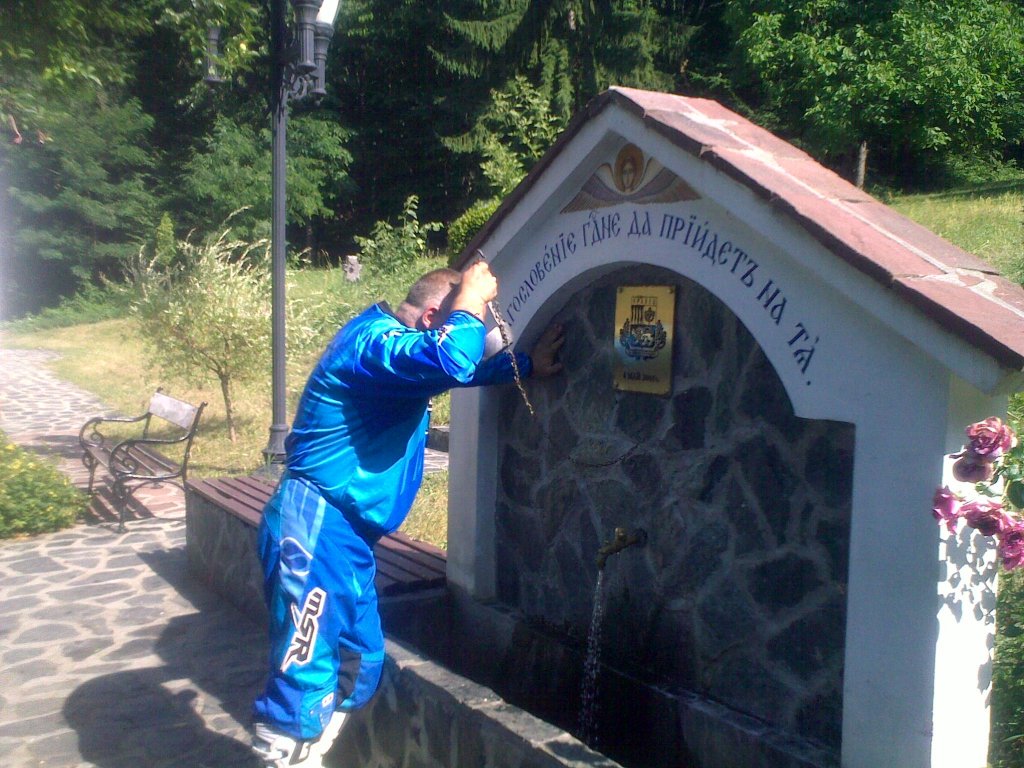 Натиснете снимката за да я уголемите

Име:010720121287.jpg
Прегледи:1
Размер:183.4 КБ
ID:5387342