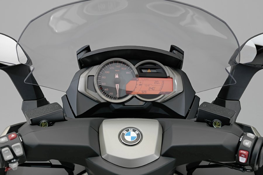 Натиснете снимката за да я уголемите

Име:BMW C 650 GT (2012) Dash.jpg
Прегледи:2
Размер:72.0 КБ
ID:5976999