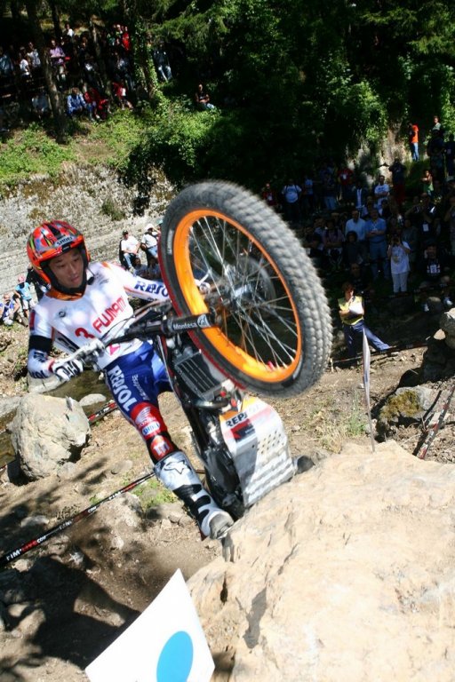 Натиснете снимката за да я уголемите

Име:big_TrialOutdoor2012GPItaliaToniBouCampione00001.jpg
Прегледи:1
Размер:118.1 КБ
ID:5390301