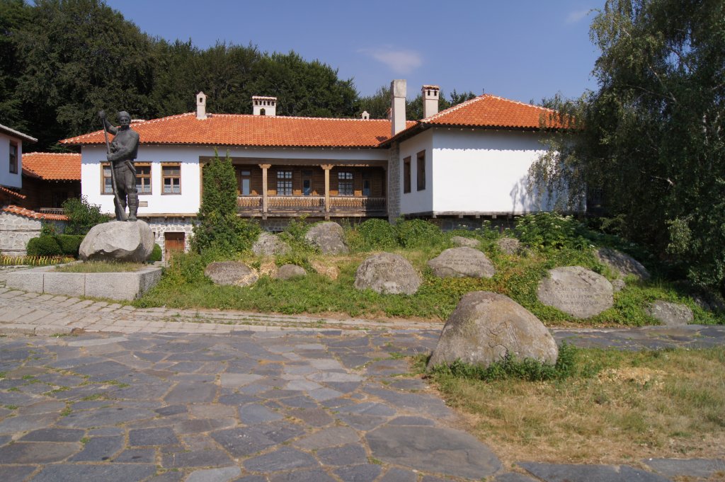Натиснете снимката за да я уголемите

Име:DSC02043.jpg
Прегледи:1
Размер:175.4 КБ
ID:5978452