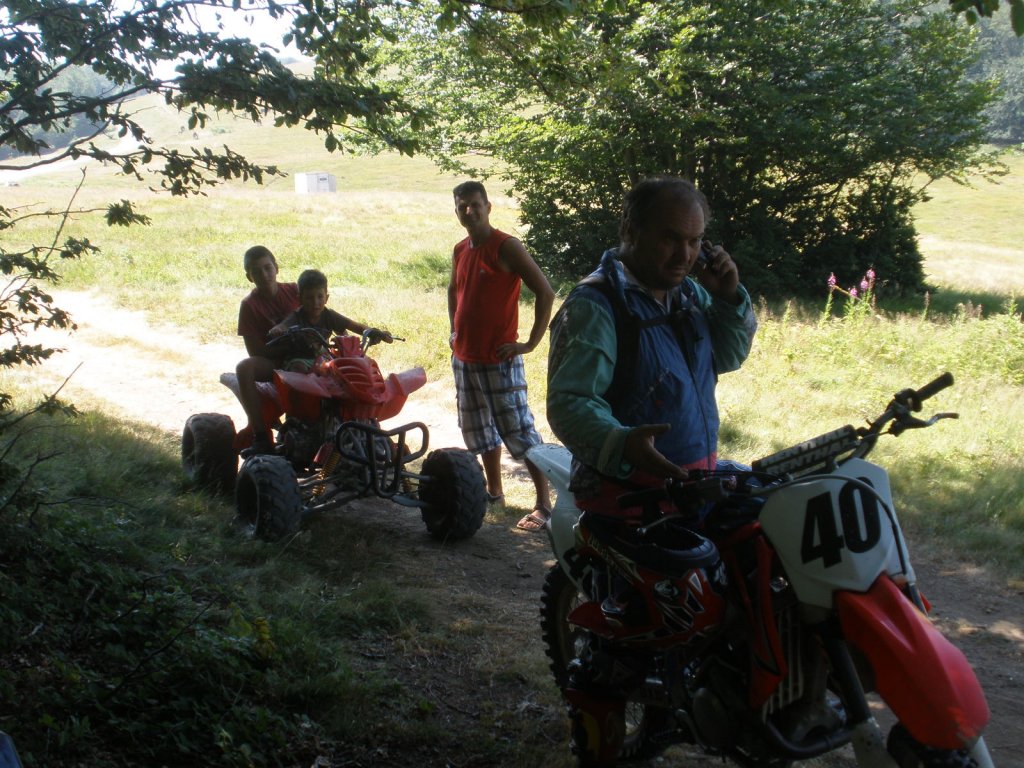 Натиснете снимката за да я уголемите

Име:P7150008.jpg
Прегледи:1
Размер:198.4 КБ
ID:5392096