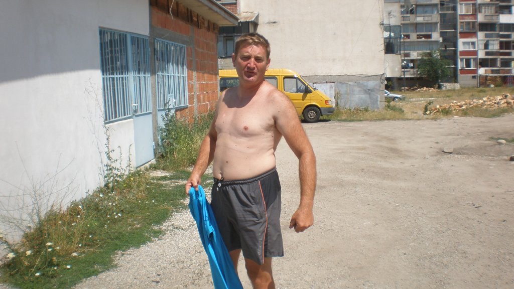 Натиснете снимката за да я уголемите

Име:P7140004.jpg
Прегледи:1
Размер:119.8 КБ
ID:5392263
