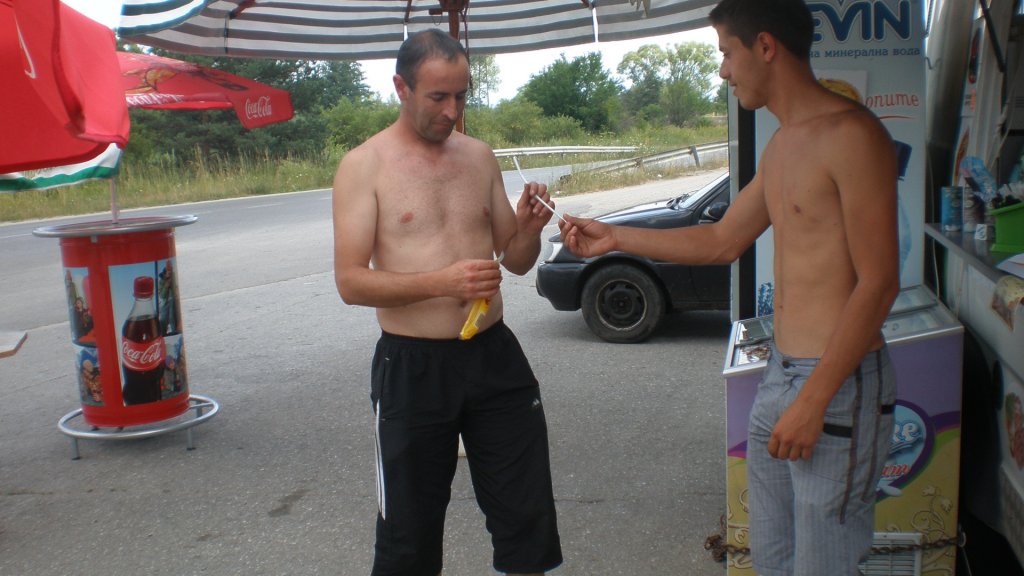 Натиснете снимката за да я уголемите

Име:P7140007.jpg
Прегледи:1
Размер:106.0 КБ
ID:5392265