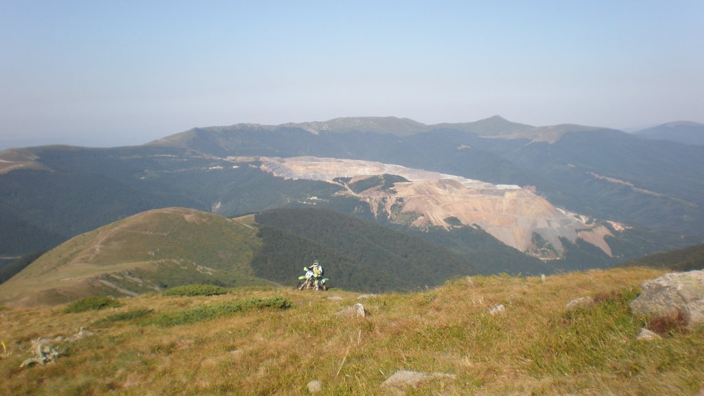 Натиснете снимката за да я уголемите

Име:P7160228.jpg
Прегледи:1
Размер:84.0 КБ
ID:5392916