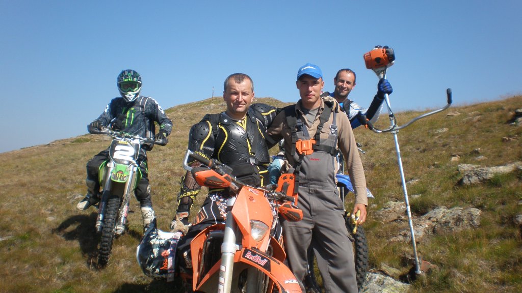 Натиснете снимката за да я уголемите

Име:P7160291.jpg
Прегледи:1
Размер:123.2 КБ
ID:5393067