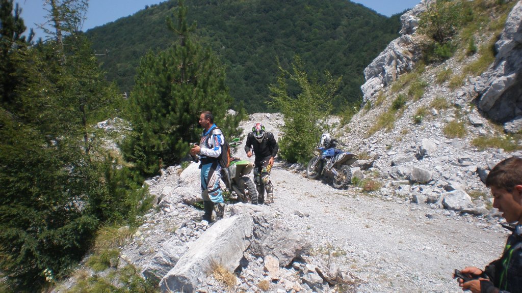 Натиснете снимката за да я уголемите

Име:P7160298.jpg
Прегледи:1
Размер:187.1 КБ
ID:5393077