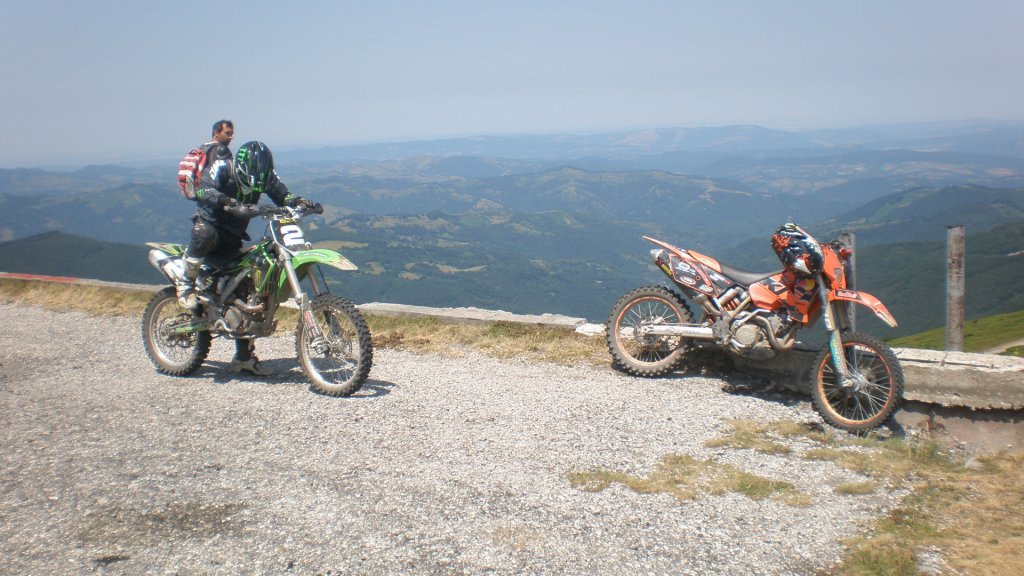 Натиснете снимката за да я уголемите

Име:P7160313.jpg
Прегледи:1
Размер:133.6 КБ
ID:5393094