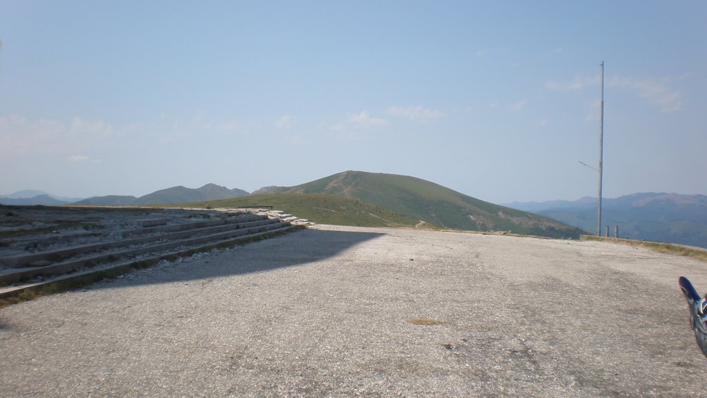 Натиснете снимката за да я уголемите

Име:P7160316.jpg
Прегледи:1
Размер:91.1 КБ
ID:5393097