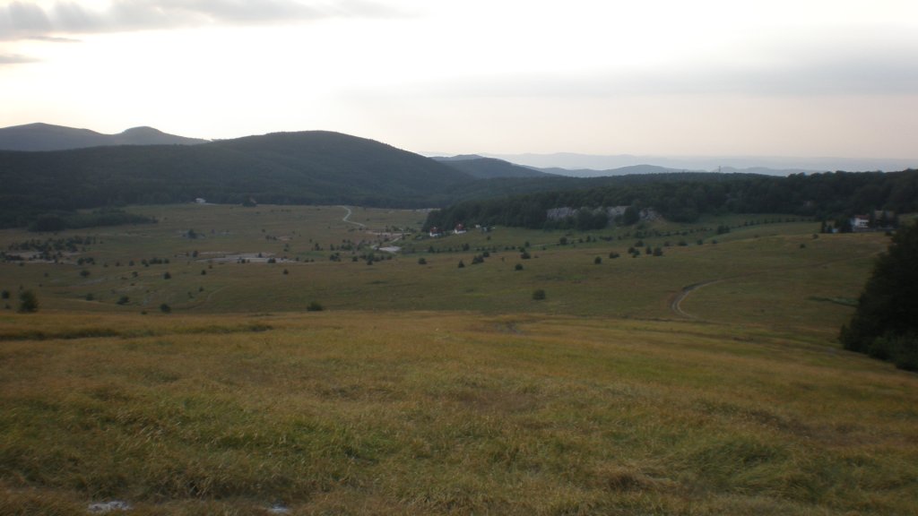 Натиснете снимката за да я уголемите

Име:P7160349.jpg
Прегледи:1
Размер:66.2 КБ
ID:5394220