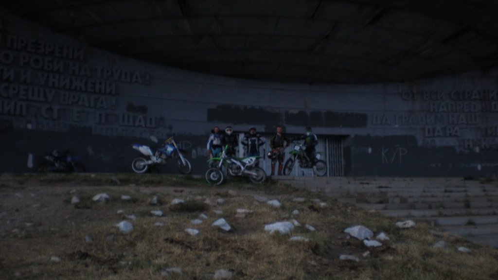 Натиснете снимката за да я уголемите

Име:P7160364.jpg
Прегледи:1
Размер:60.2 КБ
ID:5394241