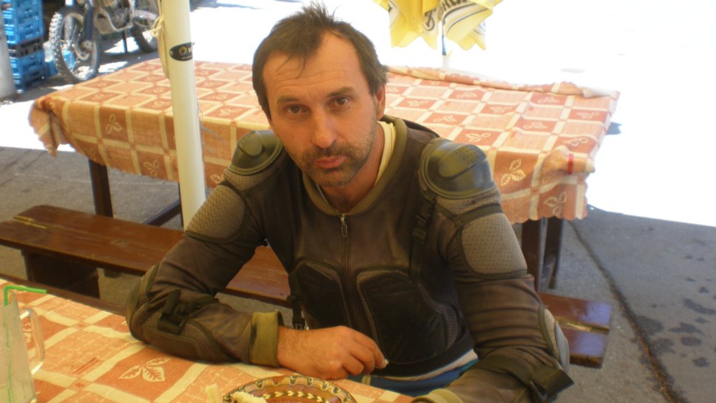 Натиснете снимката за да я уголемите

Име:P7170429.jpg
Прегледи:1
Размер:86.0 КБ
ID:5394619