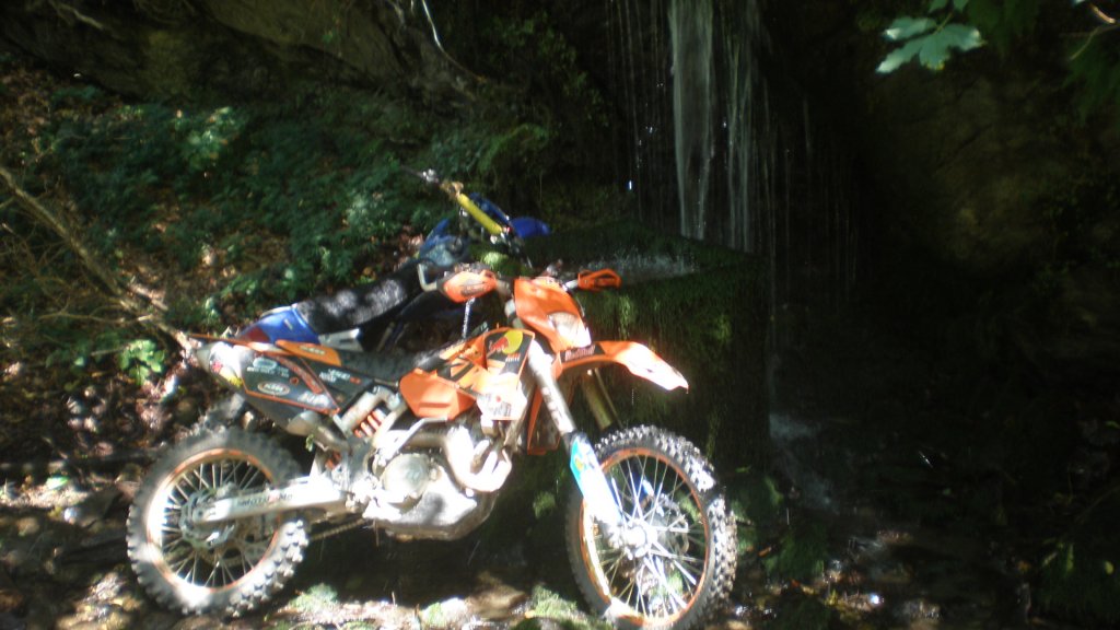 Натиснете снимката за да я уголемите

Име:P7170445.jpg
Прегледи:1
Размер:104.4 КБ
ID:5394712