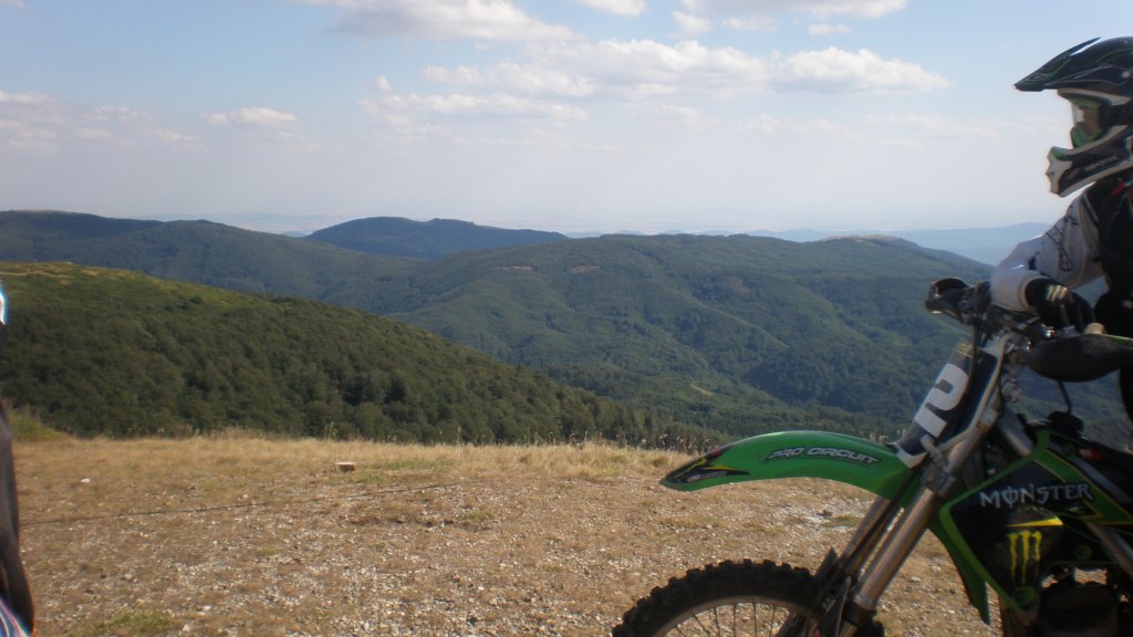 Натиснете снимката за да я уголемите

Име:P7170463.jpg
Прегледи:1
Размер:94.4 КБ
ID:5394733