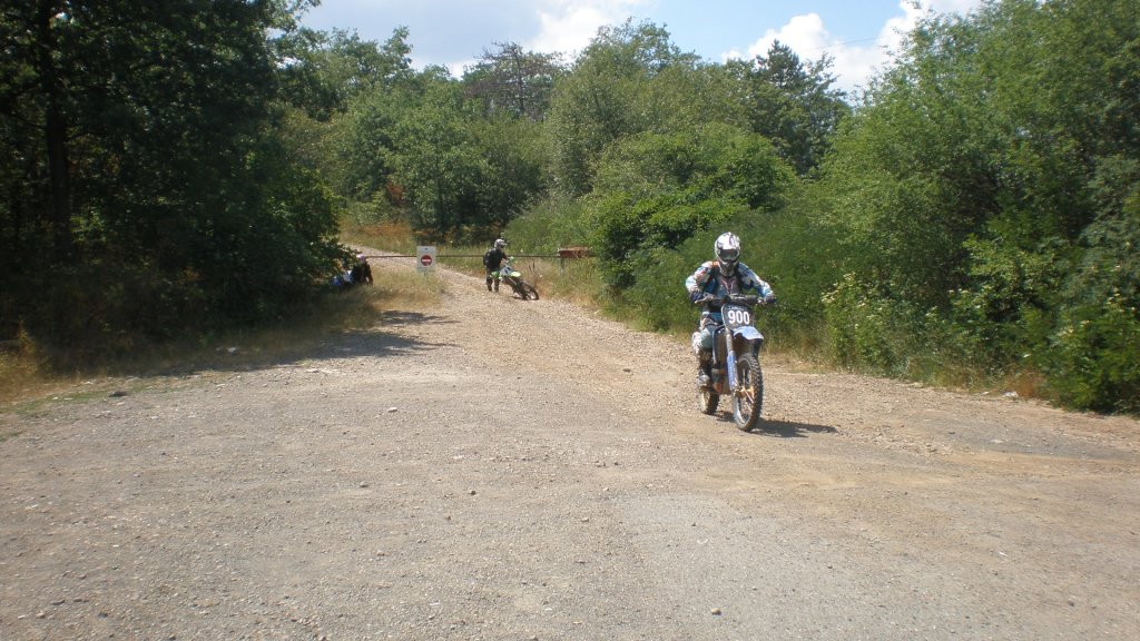 Натиснете снимката за да я уголемите

Име:P7180545.jpg
Прегледи:1
Размер:163.8 КБ
ID:5394939