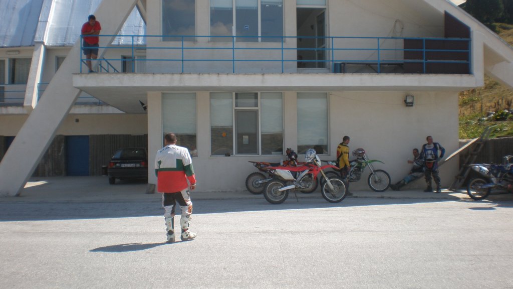 Натиснете снимката за да я уголемите

Име:P8260806.jpg
Прегледи:1
Размер:91.1 КБ
ID:5402928