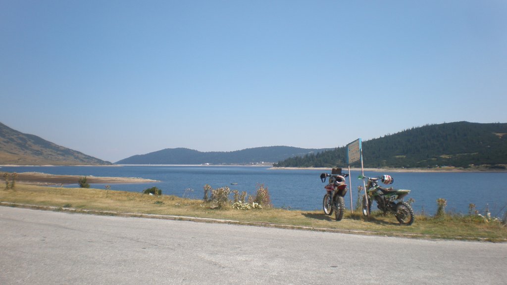 Натиснете снимката за да я уголемите

Име:P8260809.jpg
Прегледи:1
Размер:68.2 КБ
ID:5402931