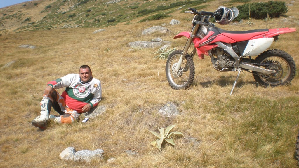 Натиснете снимката за да я уголемите

Име:P8260880.jpg
Прегледи:1
Размер:170.7 КБ
ID:5403131
