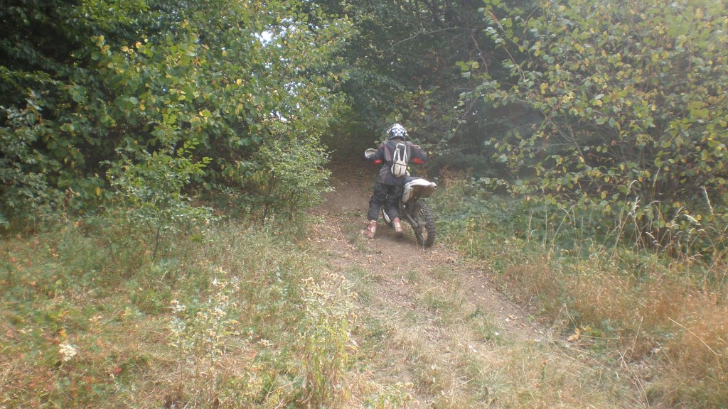 Натиснете снимката за да я уголемите

Име:P9071002.jpg
Прегледи:1
Размер:187.8 КБ
ID:5406659