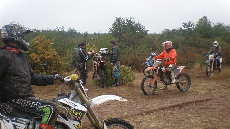 Натиснете снимката за да я уголемите

Име:P9161399.jpg
Прегледи:1
Размер:100.8 КБ
ID:5408333