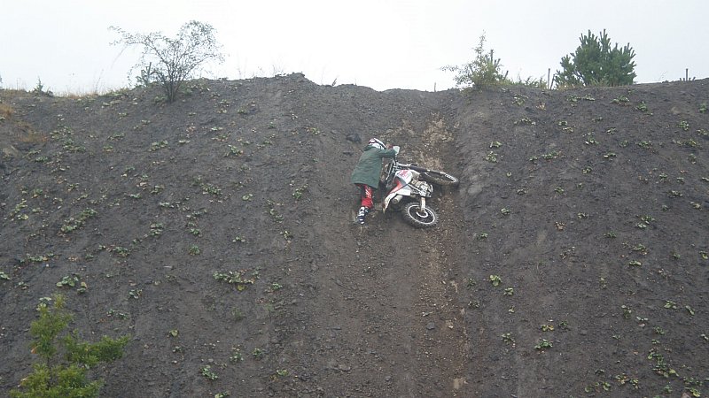 Натиснете снимката за да я уголемите

Име:P9161403.jpg
Прегледи:1
Размер:97.3 КБ
ID:5408337