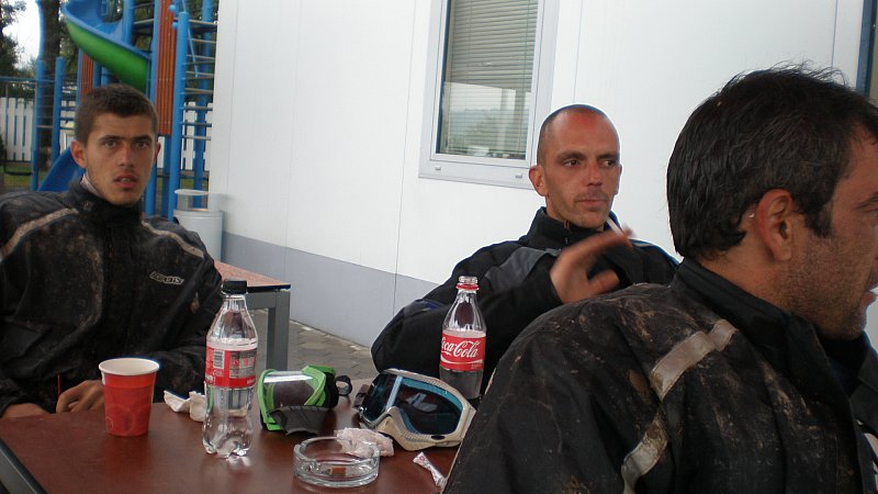 Натиснете снимката за да я уголемите

Име:P9161446.jpg
Прегледи:1
Размер:67.9 КБ
ID:5408380