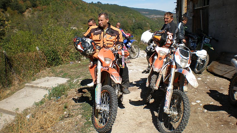 Натиснете снимката за да я уголемите

Име:P9221462.jpg
Прегледи:1
Размер:151.7 КБ
ID:5410930