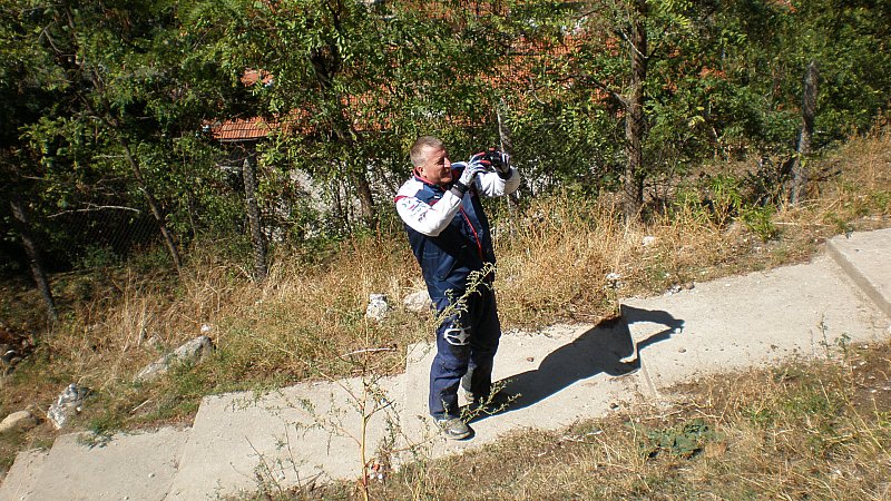 Натиснете снимката за да я уголемите

Име:P9221463.jpg
Прегледи:1
Размер:175.6 КБ
ID:5410931